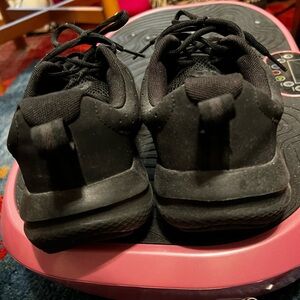 Shoes - Sneakers -Under Armour black athletic shoes size 11